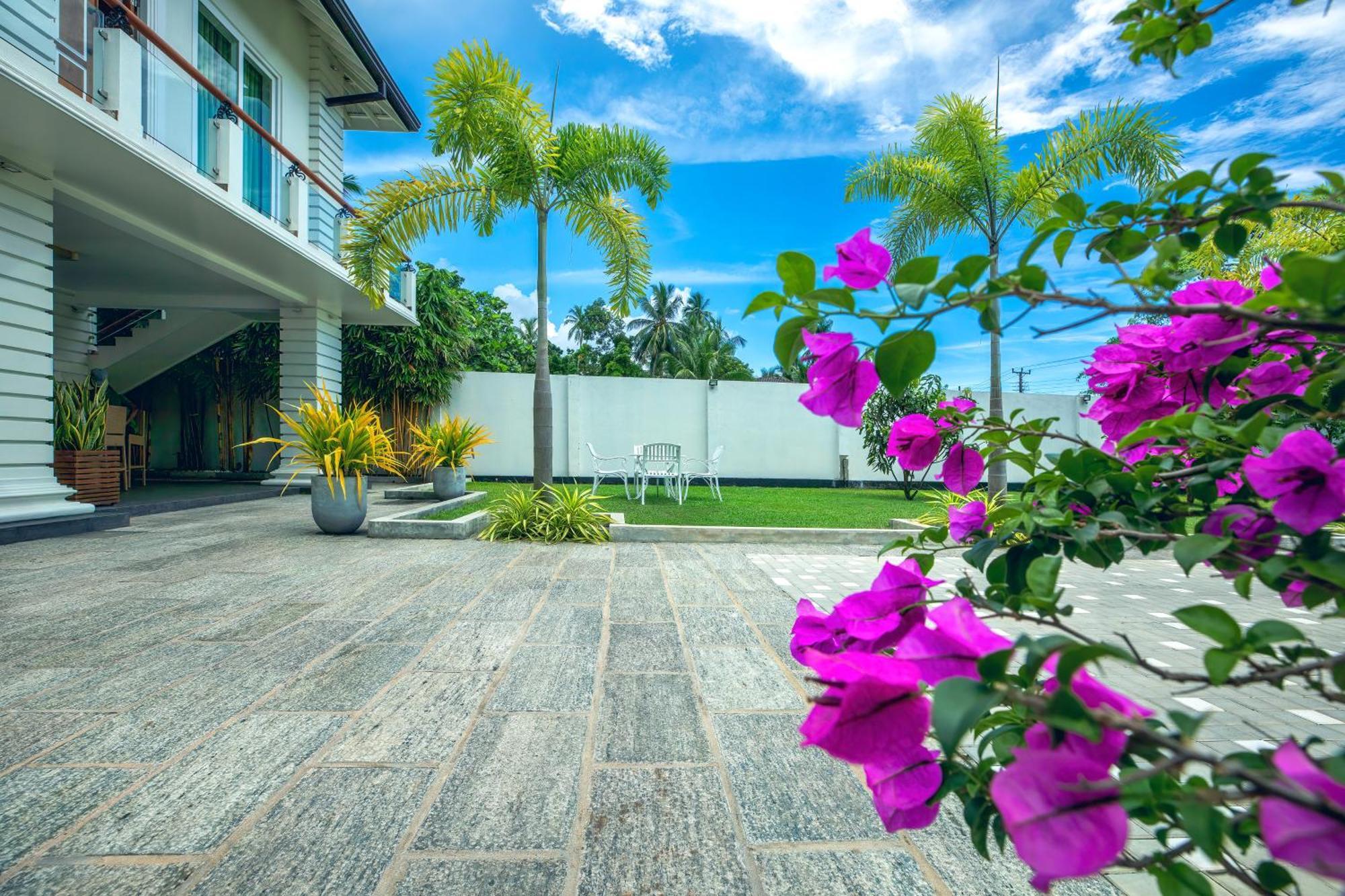 The Palace By Ocean Bentota Exterior photo